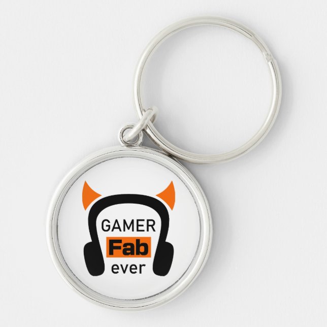 gamer fab-ever rund silverfärgad nyckelring (Framsidan)