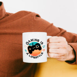 Gaming är en livsstil Retro Gamer Present Kaffemugg