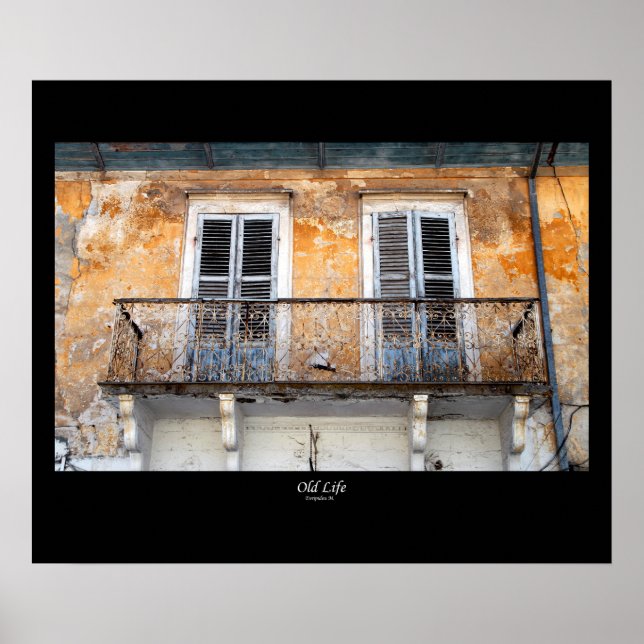 Gamla balkonger i byggnad, Limassol, Cypern poster (Framsidan)