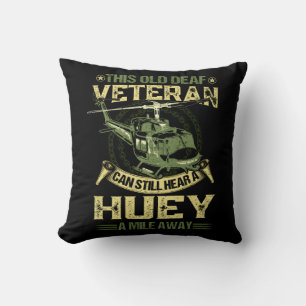 Gamla Dövet Veteran kan höra en Huey Vietnam Helic Kudde