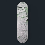 GAMLA ENGLAND PEELING PAINT MINI SKATEBOARD BRÄDA 18,5 CM<br><div class="desc">En unik och modern roligt för färgskalning på en gammal engelsk täckvägg.</div>