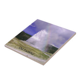 Gamla Faithful in Yellowstone nationalpark Kakelplatta