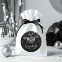 Gamla Hollywood B & W Chandelier Sweet 16 ID1108