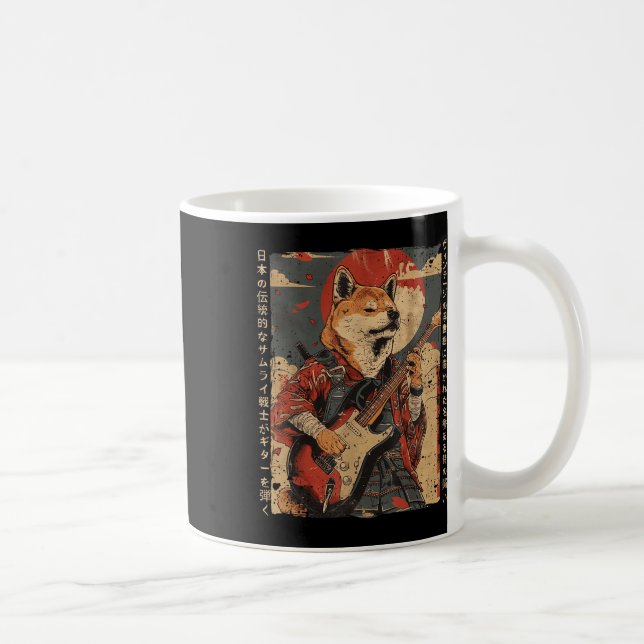 Gamla japanska teckningar Samurai-Hund som spelar  Kaffemugg (Höger)