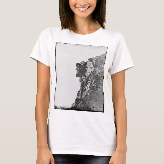 Gamla mannen i bergskvinnans T-Shirt (Framsida)
