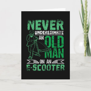 Gamla mannen på E-scooter Kort