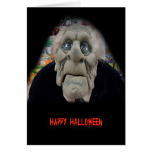 Gamla mansmask i svart bakgrund