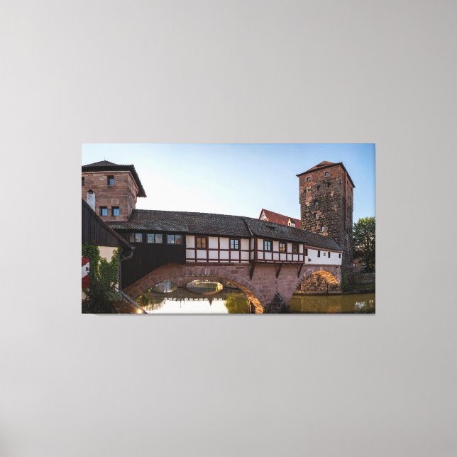 Gamla medeltida bron i Nürnberg, Tyskland Canvastryck (Framsida)