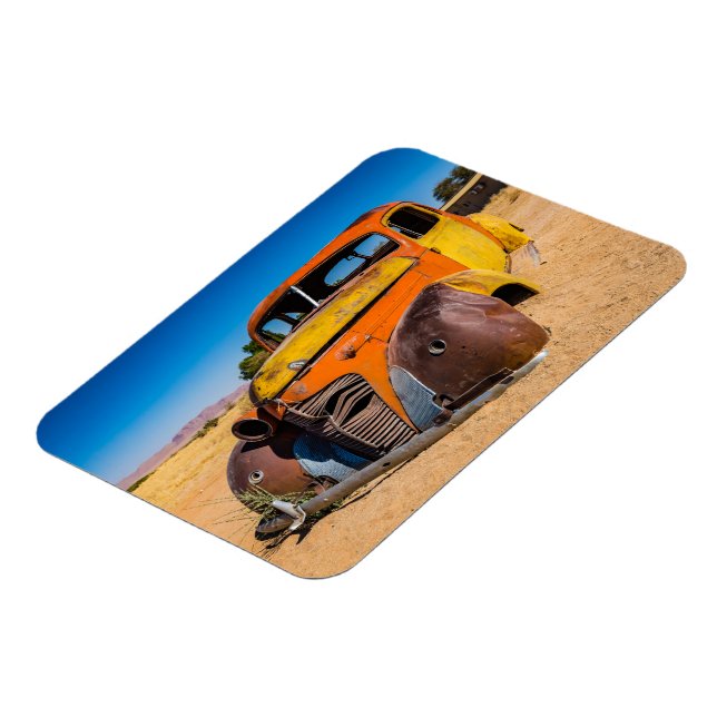 Gamla och övergivna bilar i Solitaire, Namibia Magnet (Vänstra Sidan)