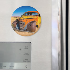 Gamla och övergivna bilar i Solitaire, Namibia Magnet