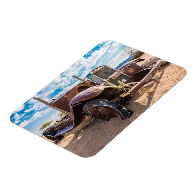 Gamla och övergivna bilar nr 3 i Solitaire, Namibi Magnet (Vänstra Sidan)