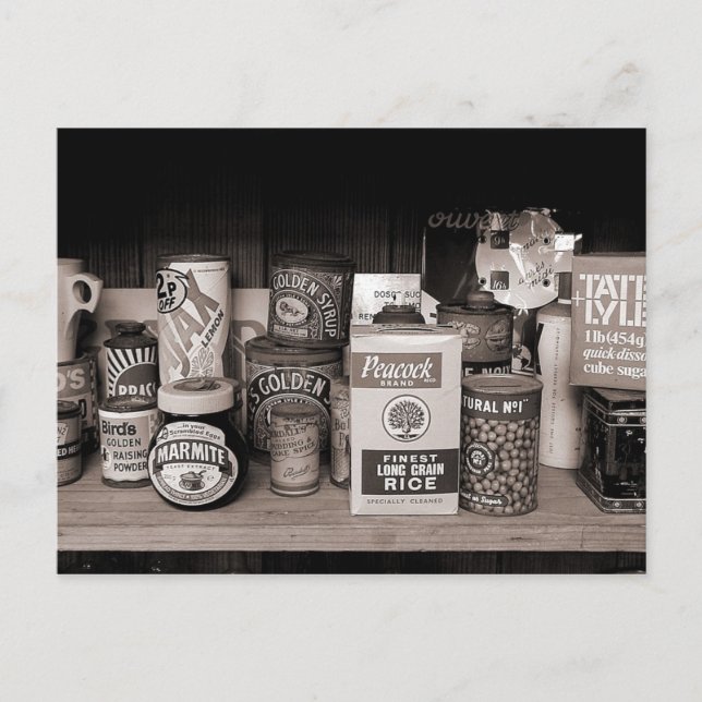 Gamla paket, boxar och tinningar. vykort (Framsida)