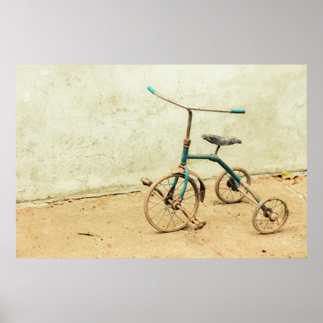 Gamla Rusty Rickety Tricycle Retro Poster (Framsidan)