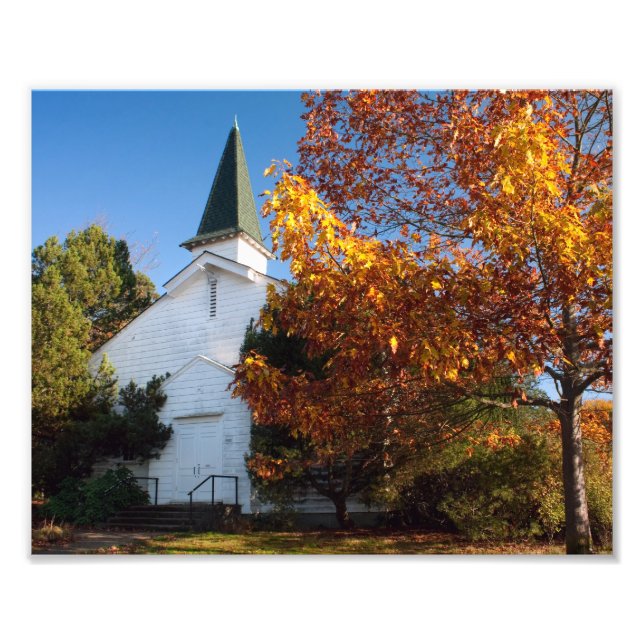 Gamla vita kyrkan på hösten fototryck (Framsidan)