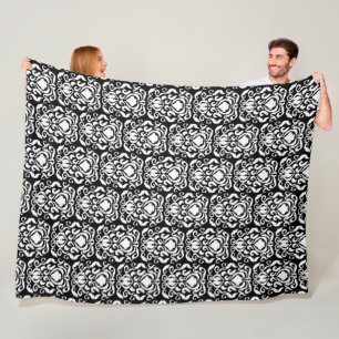 Gamla World Damask White på Black Fleecefilt