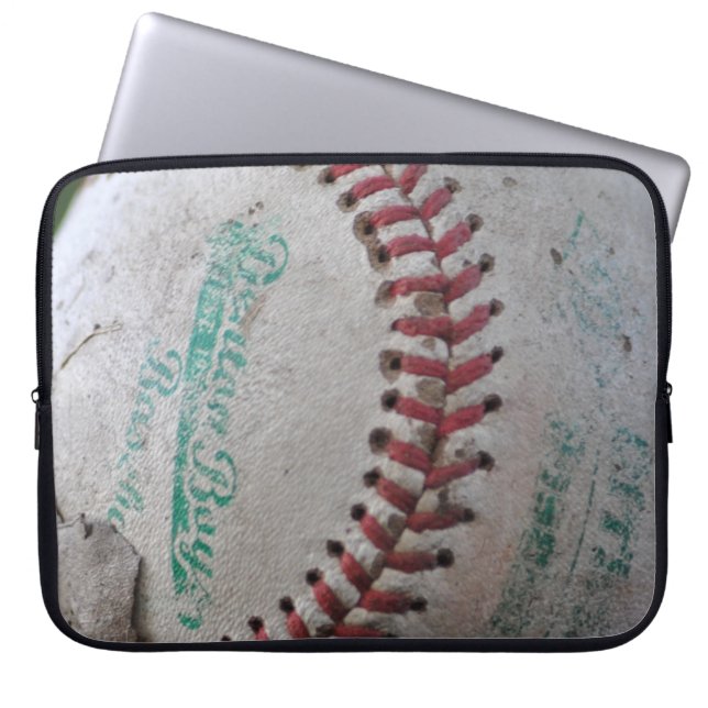Gammal baseball laptop sleeve (Framsidan)