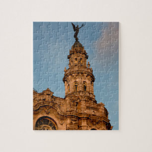 Gammal byggnad Spire, Havanna, Kuba Pussel