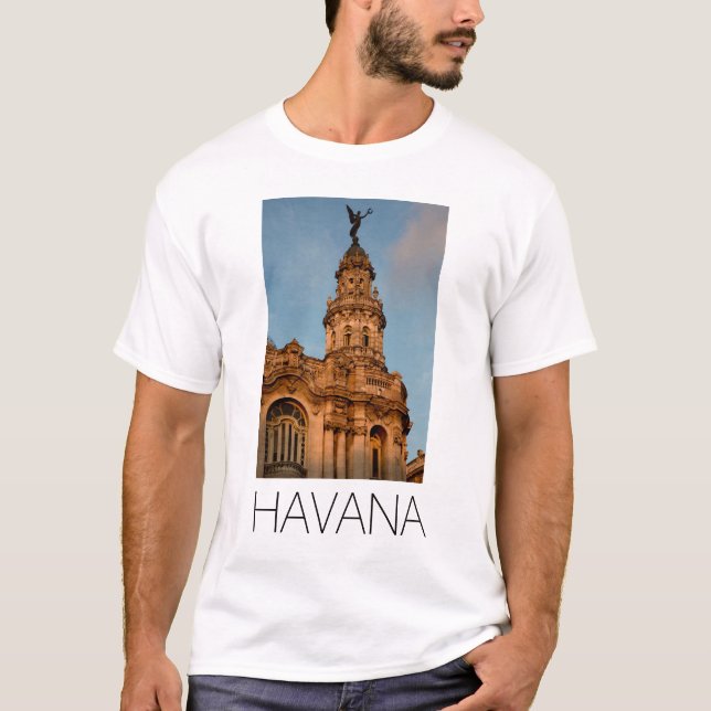 Gammal byggnad Spire, Havanna, Kuba T-shirt (Framsida)