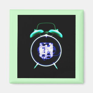 Gammal fashioned X-Ray Vision Alarm Clock - Origin Magnet