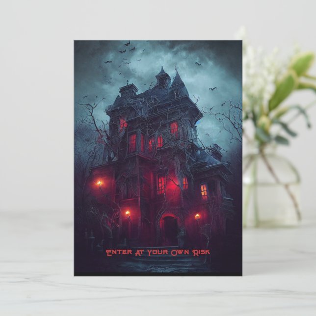 Gammal gotiic Mansion Halloween fest-inbjudan Inbjudningar (Stående Fram)