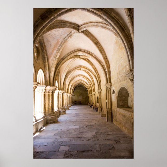 Gammal katedral Cloister Walkway Poster (Framsidan)