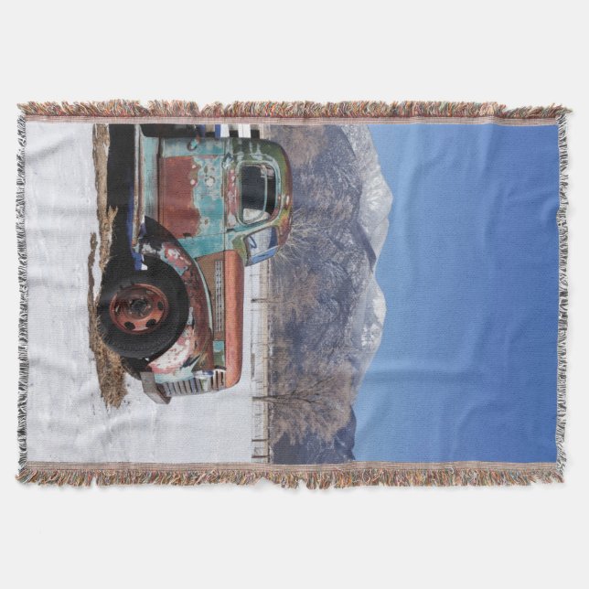 Gammal lastbilsitta i fält filt (Framsidan)