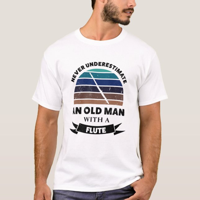 Gammal man med Flute Funny Gift Pappa T Shirt (Framsida)