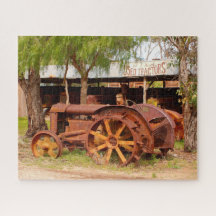 Gammal roslig traktor