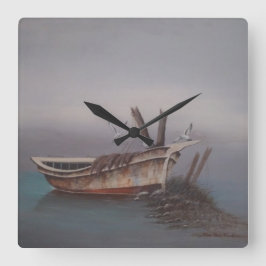 Gammal skymbock av trä fyrkantig klocka