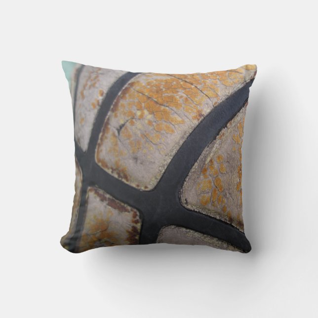 Gammal ut Basketball Closeup Kudde (Framsida)