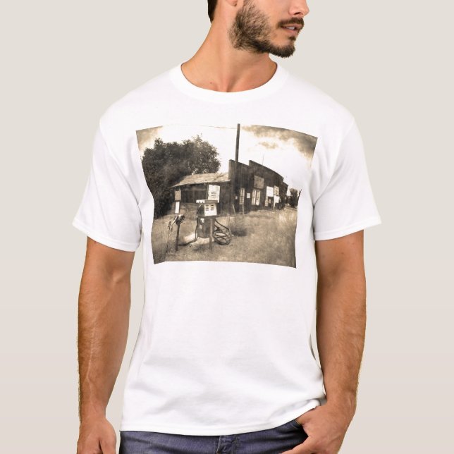Gammal vintagebensinstation tee (Framsida)