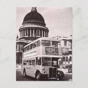 Gammal vykort - Buss vid St Pauls-katedralen, Lond
