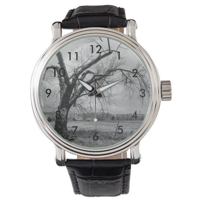 Gammal Winter Träd Grayscale Wrist Watch Armbandsur (Framsida)