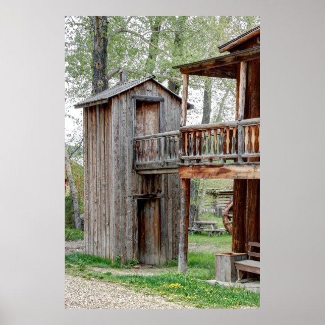 Gammala västern 2 Story Montana Outhouse Poster (Framsidan)