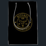 Gammala västern Cowboy Rustic Logotyp Personlig Ma<br><div class="desc">Personliger för marskalkar med westernt cowboytema. Dekorerad med cowboyhatt med vintagens westerna typsnitt. Text och färg kan redigeras med hjälp av Design Verktyg för att passa tillfälle. Skaffa den här anpassade presenten för bröllop,  reklamfest,  förlovningsfest eller andra specialtillfällen.</div>
