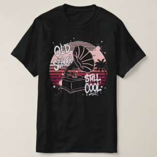 Gammaldags är fortfarande coolt Vintage Gramofon R T Shirt