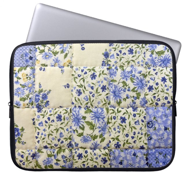 Gammalmodig blå Blommigt Quilt Laptop Fodral (Framsidan)