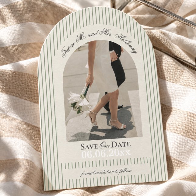 Gammalt Pengar Skript Grön Rand Foto Spara Datum Inbjudningar (Old Money Script Green Stripe Photo Save the Date Invitation)