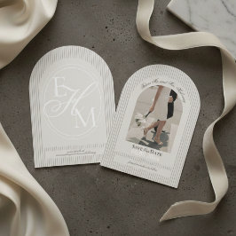 Gammalt pengarmanus Lila rand Foto Spara datumet Inbjudningar