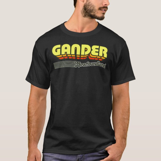 Gander, Newfoundland  Retro Stripes Classic T-Shir T Shirt (Framsida)