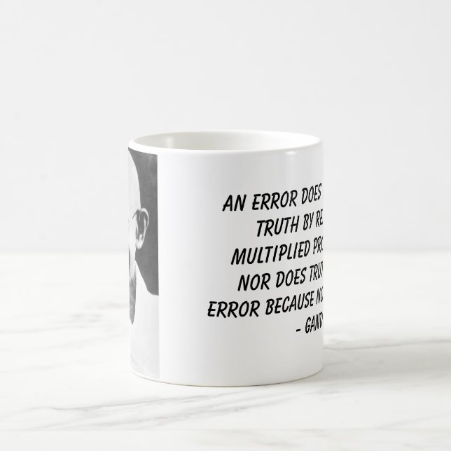 Gandhi ett fel becometruth resonerar inte by… kaffemugg (Center)