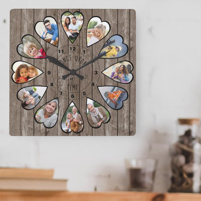 Gång vid 12 Hjärtformade fotoMörkar Fyrkantig Klocka (Photo clock with 12 heart shaped photos. Unusual design for your home and a thoughtful photo gift.)