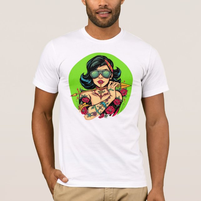 Gangster Queen Tattoo Art – Badass Women T Shirt (Framsida)