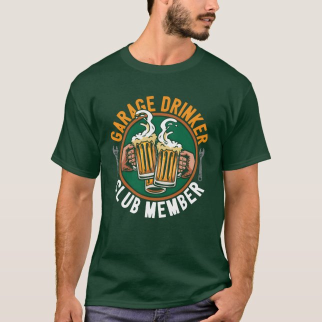 Garage Drinker Mechanic Car Auto Diesel Beer Lover T Shirt (Framsida)