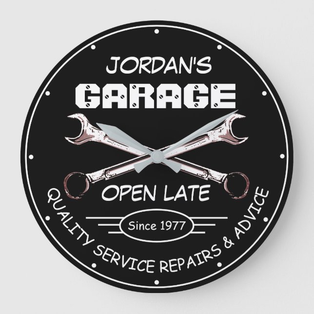 Garage Namn Date Verktyg Wrenches Mechanics Black Stor Klocka (Framsida)
