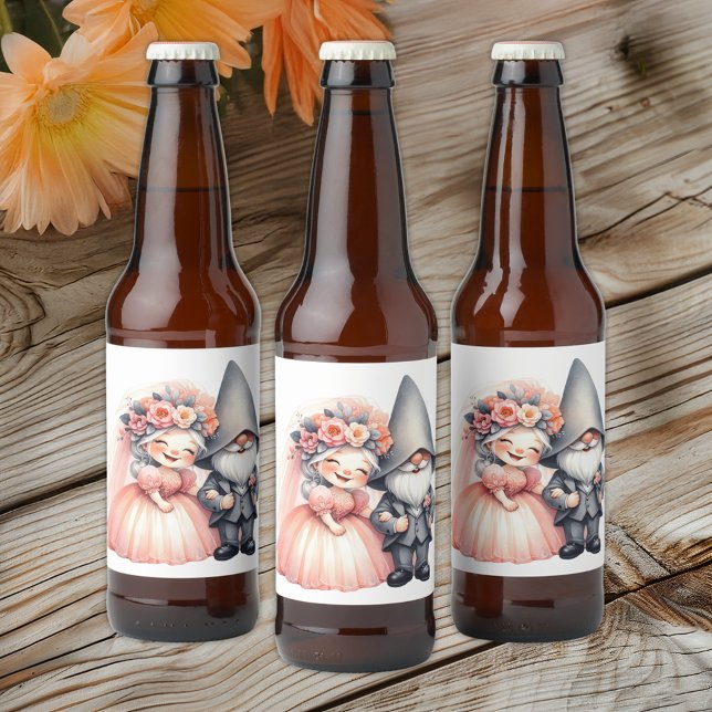 Garden Gnome Bride Groom Fairytale Rustic Bröllop Ölflaska Etikett (Skapare uppladdad)