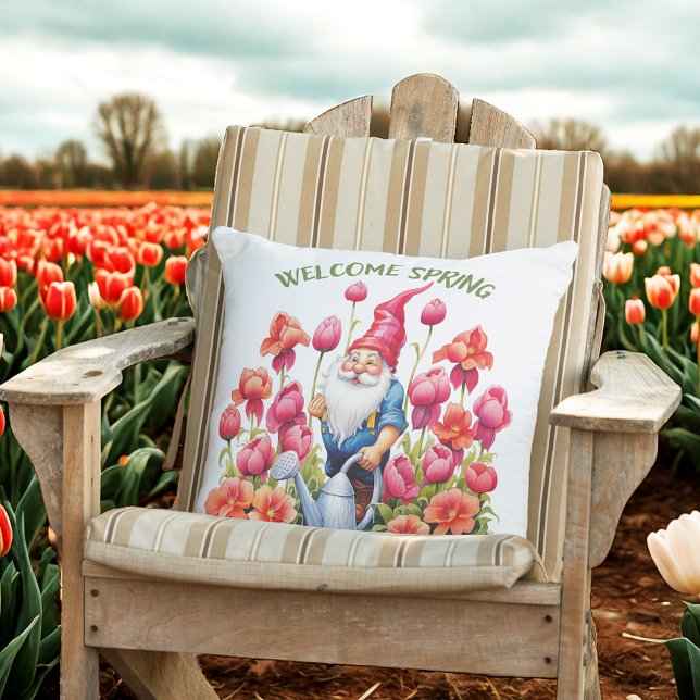 Garden Gnome Vatten Flowers Kudde (Skapare uppladdad)