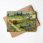 Garden i Arles | Vincent Van Gogh Kort<br><div class="desc">Garden i Arles (1888),  av den nederländske postimponerande konstnären Vincent Van Gogh. Originalteckningen är en olja på arbetsytan som skildrar ett lush-landskap med färgstarka blommor. Använda verktygen för att lägga till anpassningsbar eller anpassa bilden.</div>