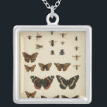 Garden Insekts by Vision Studio Silverpläterat Halsband<br><div class="desc">Vision Studio biet är en entomologdröm! Garden insektra ritas på en gräddbakgrund,  som visas i en vackert detalj. Om du insekter kärlek är det här som är ditt namn!</div>