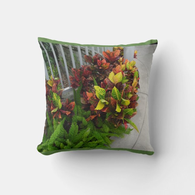 Garden Plant Lövs Kudde (Framsida)